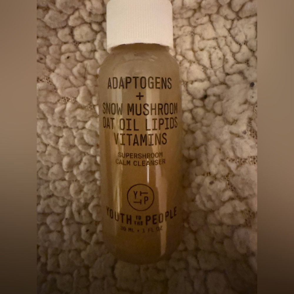 ❤️ 3/$25 YOUTH TO THE PEOPLE ADAPTOGENS SUPERSHROOM CALM Cleanser